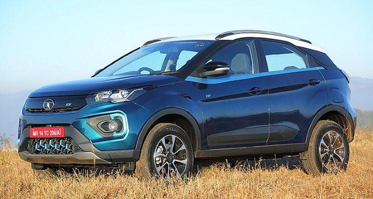 Tata Nexon EV Crosses 50,000 Units Sales Milestone In Less Than 4 Years Since Launch पहली बार 2020 की शुरुआत में पेश की गई, नेक्सॉन ईवी ने पिछले तीन वर्षों के दौरान खुद को भारत की सबसे ज्यादा बिकने वाली इलेक्ट्रिक कार के रूप में स्थापित किया है।