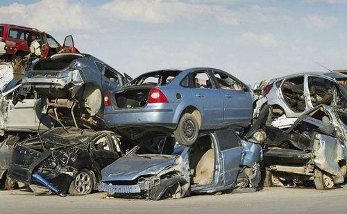 Haryana Government Approves Vehicle Scrappage Policy Draft पांच साल की नीति केंद्र सरकार की वाहन स्क्रैप नीति की तरह ही होगी, जिसमें 10 साल या उससे अधिक पुराने डीजल वाहनों और 15 साल या पुराने पेट्रोल वाहनों को अपनी इच्छा के अनुसार स्क्रैपिंग कराने के लिए प्रोत्साहित किया जाएगा.