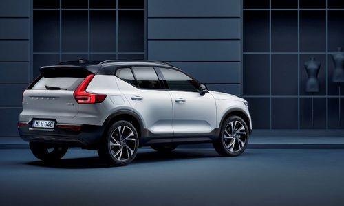 Volvo Plans To Expand Its Used-Car Business Pan-India By Early 2024 वॉल्वो कार्स इंडिया को उम्मीद है कि उसकी कम से कम एक तिहाई बिक्री यूज्ड कार कारोबार से आएगी. कंपनी पुरानी कारों को 'वॉल्वो सेलेक्ट' नाम का एक अलग वर्टिकल के माध्यम से बेचती है जो भारत में दो डीलरशिप पर मौजूद हैं.