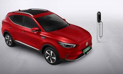 2022 MG ZS EV Receives New Interior Colour, Bookings Open For Base Excite Variant कैबिन में एक नई डुअल-टोन आइकॉनिक आइवरी थीम MG ZS EV एक्सक्लूसिव वेरिएंट के साथ पेश की गई है.