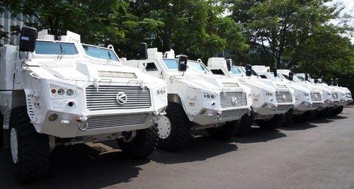 Bharat Forge Dispatches 16 Kalyani M4 Armoured Vehicles To Indian Army For UN Peacekeeping Missions कल्याणी एम4 को क्विक रिएक्शन फाइटिंग व्हीकल (भारी) के रूप में वर्गीकृत किया गया है और इसे पूर्ण लड़ाकू गियर में एक इन्फैंट्री प्लाटून (10 सैनिकों तक) को ले जाने के लिए स्वदेशी रूप से निर्मित किया गया है.