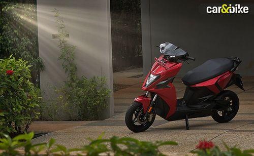 Simple One Electric Scooter Deliveries To Begin In Q1 2023 सिंपल एनर्जी ने घोषणा की है कि वह 2023 की पहली तिमाही में सिंपल वन इलेक्ट्रिक स्कूटर की डिलेवरी शुरू करेगी.
