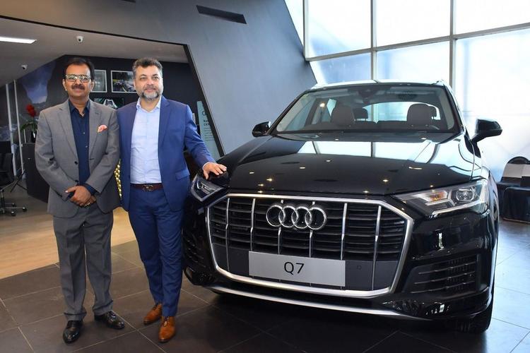 Audi India Inaugurates New Pre-Owned Car Facility In Lucknow ऑडी इंडिया ने लखनऊ उत्तर प्रदेश में अपनी 19वीं प्री-ओन्ड कार फैसिलिटी का उद्घाटन किया.
