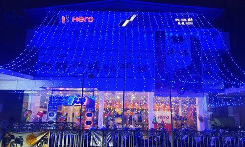 Diwali 2022: Top 5 Petrol Scooters To Buy This Festive Season अगर आप इस दिवाली पेट्रोल से चलने वाला एक नया स्कूटर खरीदना चाहते हैं, तो यहां हमने यहां टॉप 5 स्कूटर्स की लिस्ट दी हैं, जिन पर आपको निश्चित रूप से विचार करना चाहिए.