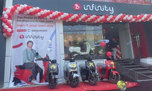 Electric Scooter Maker Bounce Infinity Opens First Showroom In Delhi यह बाउंस इन्फिनिटी का भारत में 37वां स्टोर है, और कंपनी की 2022 के अंत से 75 अतिरिक्त स्टोर खोलने की योजना है.