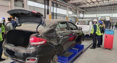 Delhi De-registered Over 50 Lakh Old Vehicles In 2022: Report दिल्ली परिवहन निकाय ने 2018 और अक्टूबर 2022 के बीच 53 लाख से अधिक वाहनों का पंजीकरण रद्द कर दिया. ये वाहन अपने जीवन के अंत तक पहुंच गए थे और मानदंडों के अनुसार दिल्ली में डीजल वाहनों की आयु सीमा 10 वर्ष है जबकि पेट्रोल वाहनों की आयु सीमा 15 वर्ष है.