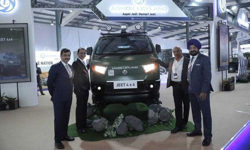 Ashok Leyland Showcases New Jeet 4x4, Light Bullet Proof Vehicle At DefExpo 2022 व्यावसाय के लिए उपलब्ध जीत की तुलना में, इसमें 4 व्हील ड्राइव, अतिरिक्त ग्राउंड क्लीयरेंस, बड़े पहिये, ऑफ-रोड केंद्रित टायर और एक विस्तारित बैठने की जगह मिलती है.