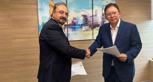 Hero MotoCorp Announces Entry Into South-East Asian Market With Philippines हीरो मोटोकॉर्प की योजना फिलीपींस में 29,000 वर्ग मीटर में फैले असेंबली प्लांट लगाने की है जो वित्तीय वर्ष 2024 की दूसरी छमाही तक चालू हो जाएगी.