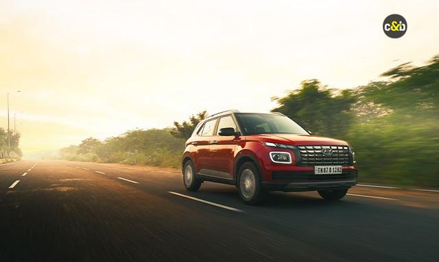 ह्यून्दे ने अपनी सभी कारों हर यात्रि के लिए 3-प्वाइंट सीट बेल्ट और बेल्ट रिमाइंडर की पेशकश की ह्यून्दे ने अपनी सभी कारों हर यात्रि के लिए 3-प्वाइंट सीट बेल्ट और बेल्ट रिमाइंडर की पेशकश की