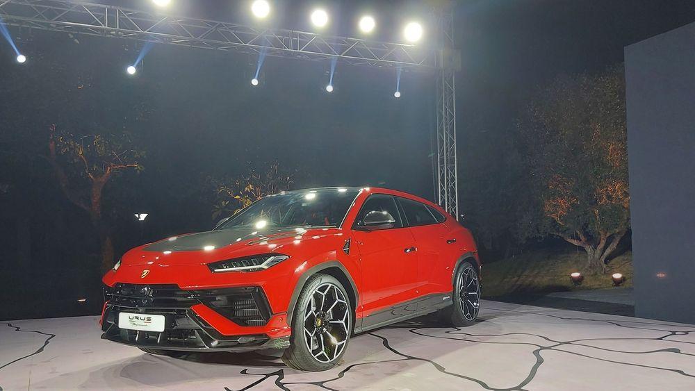 लेम्बॉर्गिनी उरुस Performante एसयूवी भारत में हुई लॉन्च, कीमत Rs. 4.22 करोड़ लेम्बॉर्गिनी उरुस Performante एसयूवी भारत में हुई लॉन्च, कीमत Rs. 4.22 करोड़