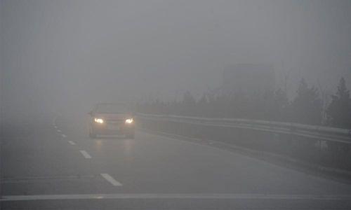 Speed Limit On Yamuna Expressway To Be Lowered To 80 KMPH From December 15 यमुना एक्सप्रेसवे इंडस्ट्रीयल विकास प्राधिकरण (YEIDA) ने सर्दियों के मौसम में दुर्घटनाओं को रोकने के लिए गति सीमा को 100 किमी प्रति घंटे से घटाकर 80 किमी प्रति घंटे करने का फैसला किया है.