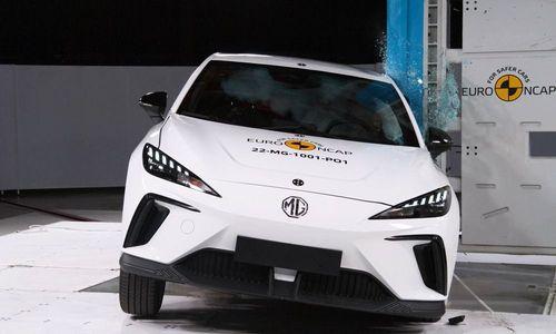 MG 4 Electric Awarded Five Star Euro NCAP Crash Safety Rating एमजी की ऑल-इलेक्ट्रिक क्रॉसओवर ने ऑन-बोर्ड सुरक्षा प्रणालियों के साथ बढ़ों और बच्चों के रहने लिए अच्छा प्रदर्शन किया है.