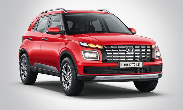 इलेक्ट्रिक सनरूफ के साथ ह्यून्दे वेन्यू S प्लस वैरिएंट रु. 9.36 लाख में हुआ लॉन्च S प्लस वैरिएंट प्रभावी रूप से इलेक्ट्रिक सनरूफ से लैस वेन्यू का सबसे किफायती वैरिएंट है.