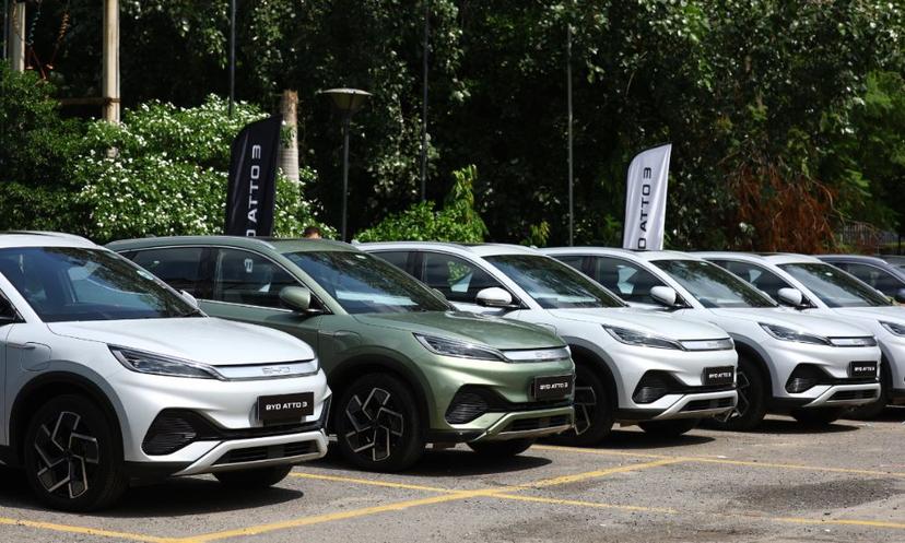 बीवाईडी इंडिया ने एक ही दिन में 200 Atto 3 इलेक्ट्रिक कारों की डिलेवरी की बीवाईडी इंडिया ने एक ही दिन में 200 Atto 3 इलेक्ट्रिक कारों की डिलेवरी की