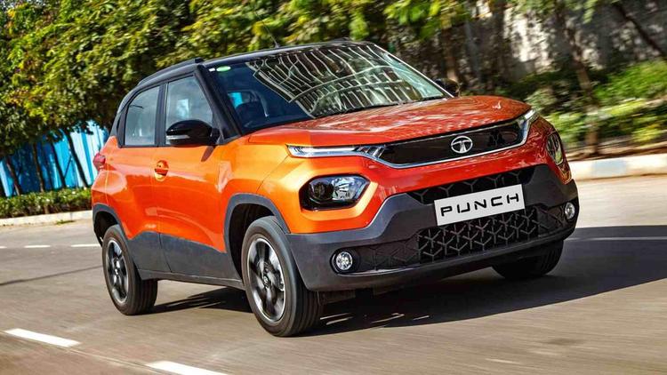 Auto Sales September 2022: Tata Motors Passenger Vehicle Sales Up 85 Per Cent टाटा मोटर्स ने घरेलू बाजार में कार्मशियल वाहनों की बिक्री में 9 प्रतिशत की वृद्धि दर्ज की, जिसमें कुल घरेलू बिक्री में साल-दर-साल 44 प्रतिशत की वृद्धि हुई.