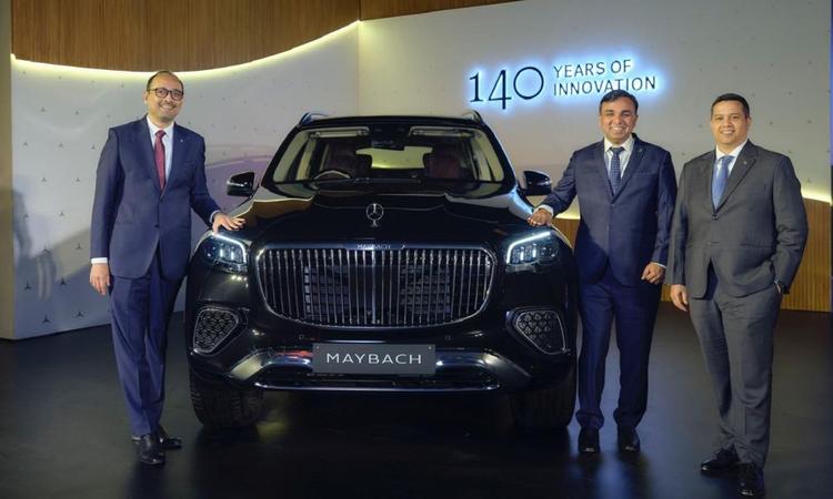 India-Made Mercedes-Maybach GLS Launched At Rs 2.75 Crore लोकल लेवल पर असेंबल की गई मायबाक GLS इम्पोर्टेड मॉडल से रु.42 लाख सस्ती है.