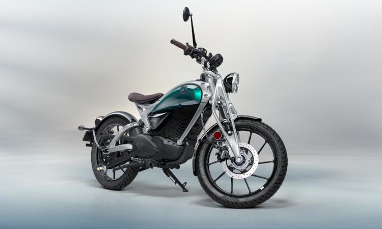 Royal Enfield Flying Flea C6 Electric Motorcycle Launched In India At Rs 2.79 Lakh
फिलहाल, रॉयल एनफील्ड की पहली इलेक्ट्रिक मोटरसाइकिल केवल बेंगलुरु में उपलब्ध होगी; इसकी बुकिंग 10 अप्रैल से शुरू होगी.