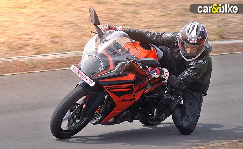 KTM RC 390 Discontinued Globally, Remains On Sale In India केटीएम आरसी 390 की बिक्री भारत में जारी रहेगी, जहां इसका निर्माण होता है और इस मॉडल की अभी भी मजबूत मांग है.
