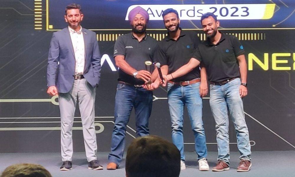 car&bike अवॉर्ड्स 2023: केटीएम आरसी 390 (250 से 500 सीसी सेग्मेंट) में प्रीमियम मोटरसाइकिल ऑफ द ईयर चुनी गई car&bike अवॉर्ड्स 2023: केटीएम आरसी 390 (250 से 500 सीसी सेग्मेंट) में प्रीमियम मोटरसाइकिल ऑफ द ईयर चुनी गई