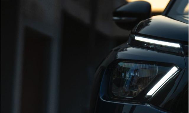 27 अप्रैल को पेश होने से पहले दिखी सिट्रॉएन C3 एयरक्रॉस की झलक 27 अप्रैल को पेश होने से पहले दिखी सिट्रॉएन C3 एयरक्रॉस की झलक