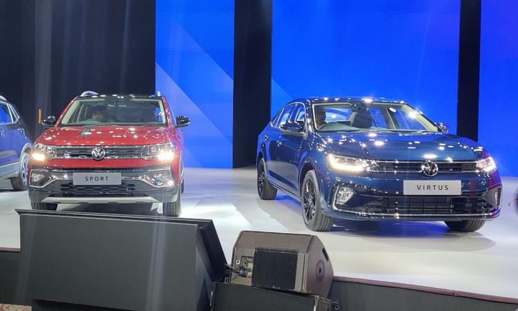 Volkswagen Virtus 1.5 TSI GT manual debuts alongside new trims for Taigun GT फोक्सवैगन ने अपने 2023 वार्षिक ब्रांड सम्मेलन में वर्टुस सेडान और टाइगुन एसयूवी के कुल छह मॉडलों का खुलासा किया.