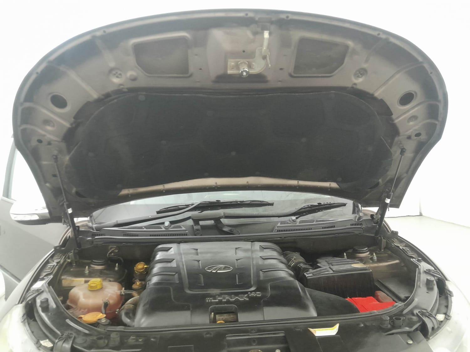 यूज़्ड 2017 महिंद्रा एक्सयूवी500, Pune 26 यूज़्ड 2017 महिंद्रा एक्सयूवी500, Pune 26