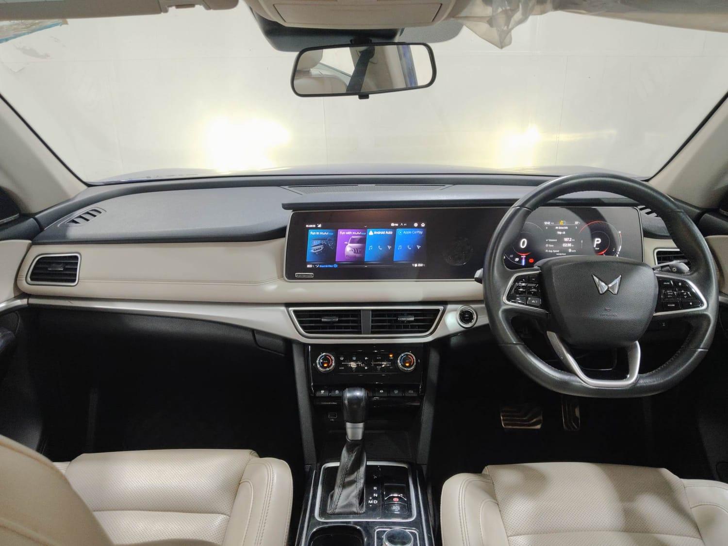 यूज़्ड 2022 महिंद्रा एक्सयूवी700, Kochi Ernakulam 11 यूज़्ड 2022 महिंद्रा एक्सयूवी700, Kochi Ernakulam 11