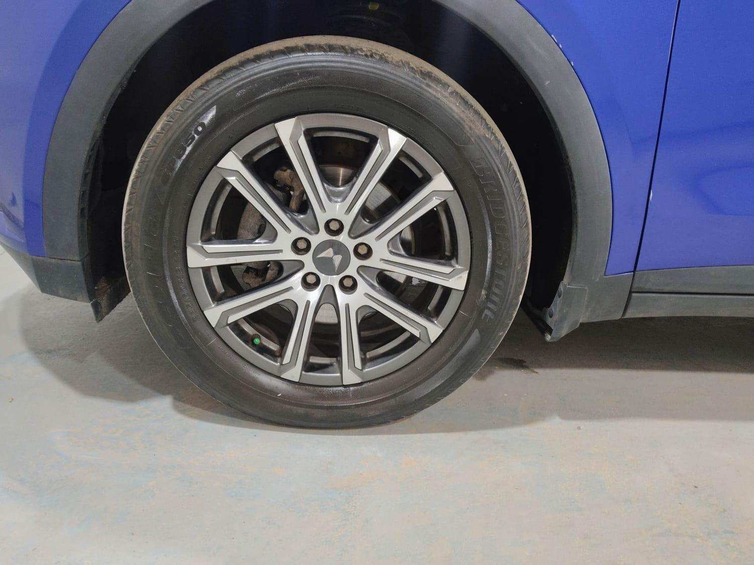 यूज़्ड 2022 महिंद्रा एक्सयूवी700, Kochi Ernakulam 33 यूज़्ड 2022 महिंद्रा एक्सयूवी700, Kochi Ernakulam 33