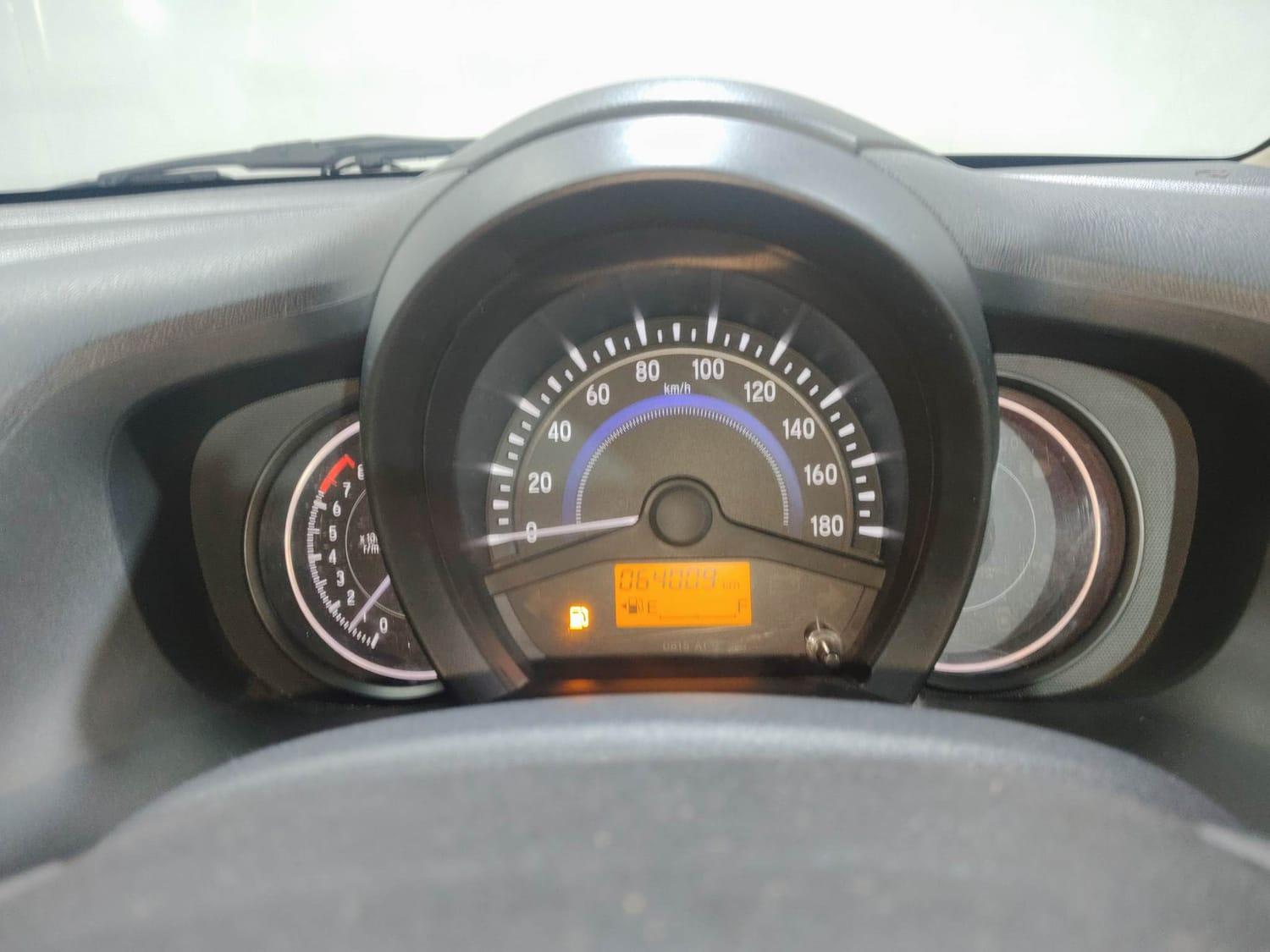 यूज़्ड 2016 होंडा अमेज़, Kochi Ernakulam 14 यूज़्ड 2016 होंडा अमेज़, Kochi Ernakulam 14