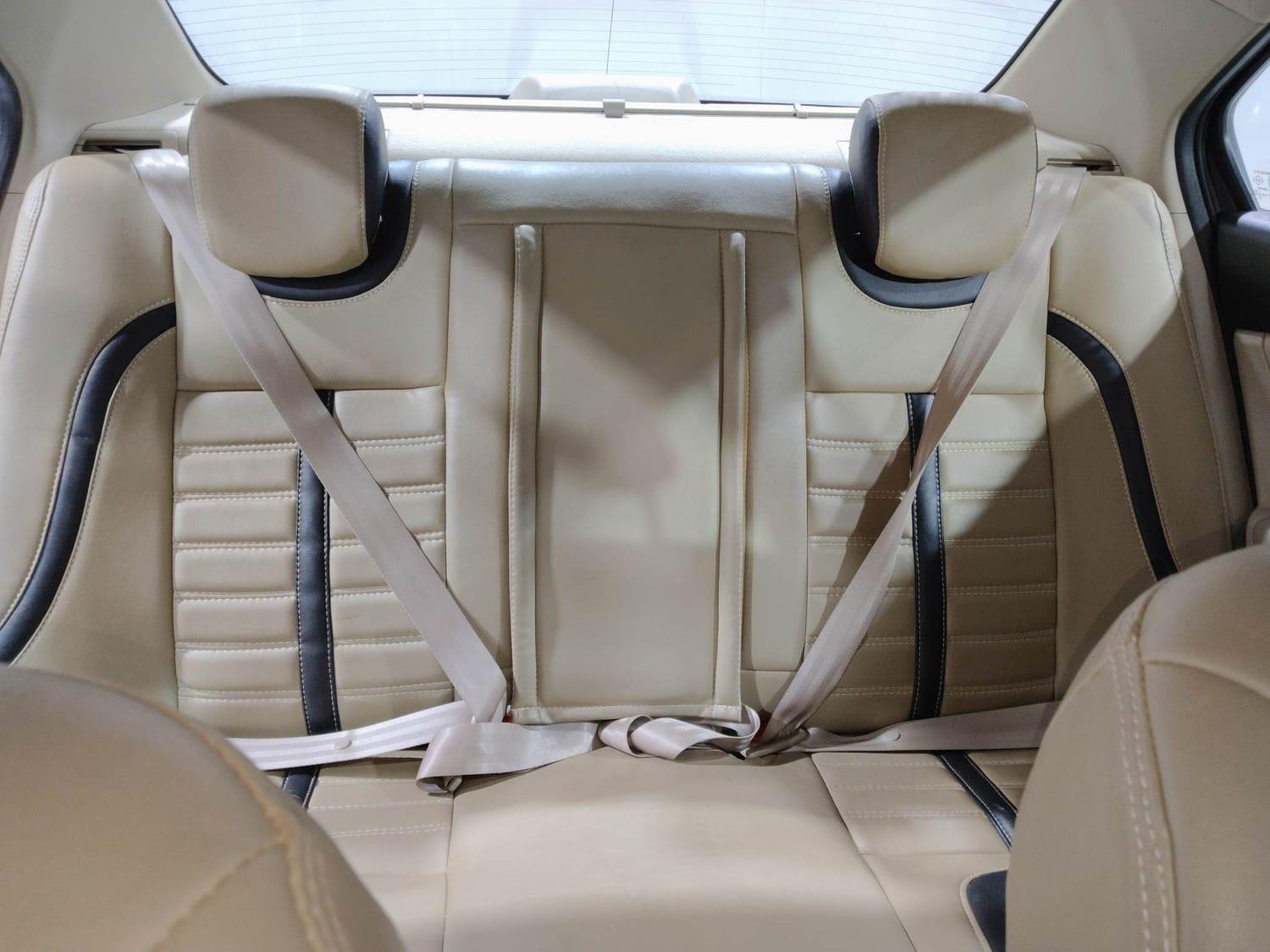 यूज़्ड 2023 मारुति सुजुकी सियाज़, Kochi Ernakulam 22 यूज़्ड 2023 मारुति सुजुकी सियाज़, Kochi Ernakulam 22