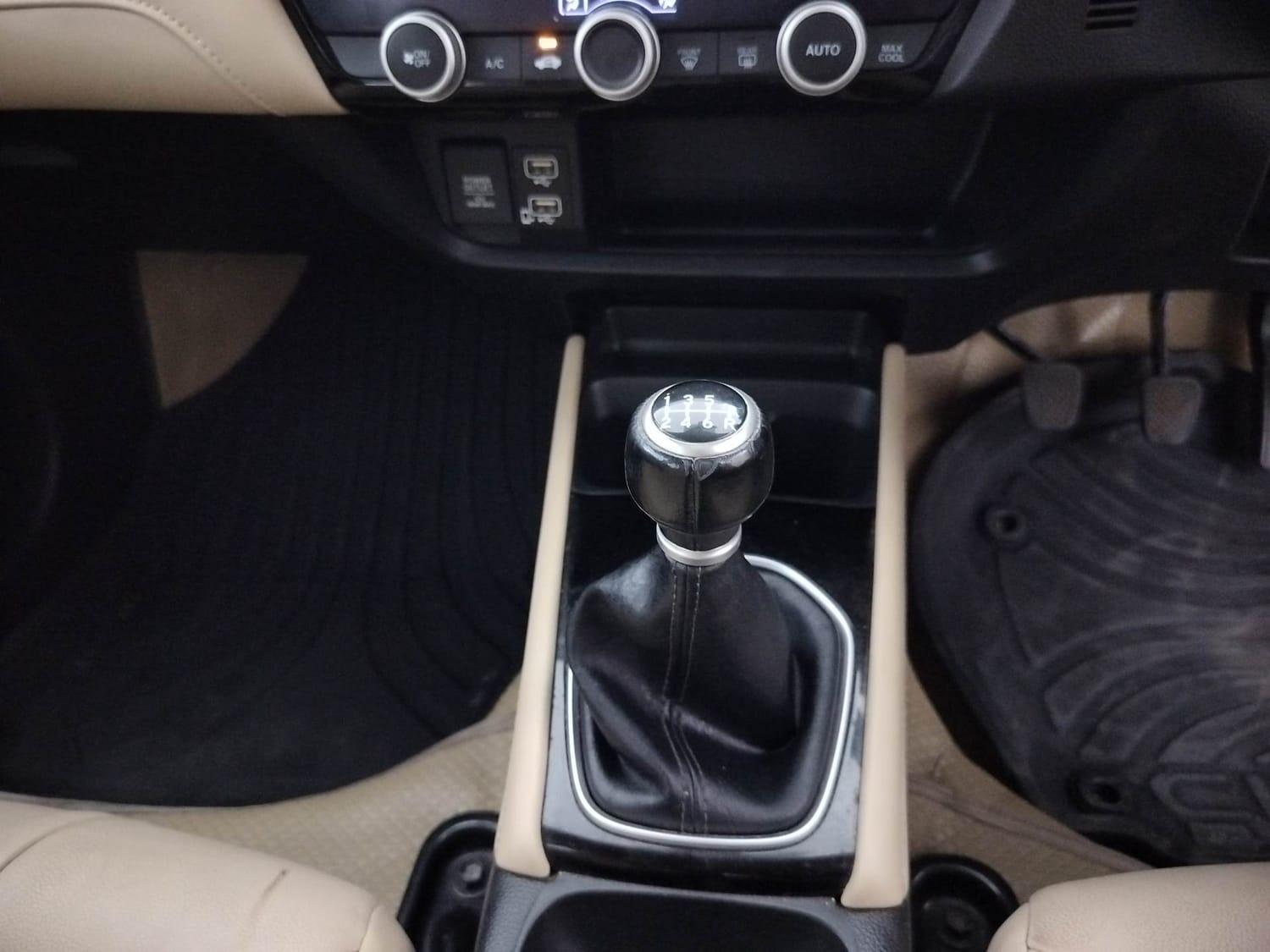 यूज़्ड 2021 होंडा सिटी ज़ेडएक्स, Coimbatore 15 यूज़्ड 2021 होंडा सिटी ज़ेडएक्स, Coimbatore 15