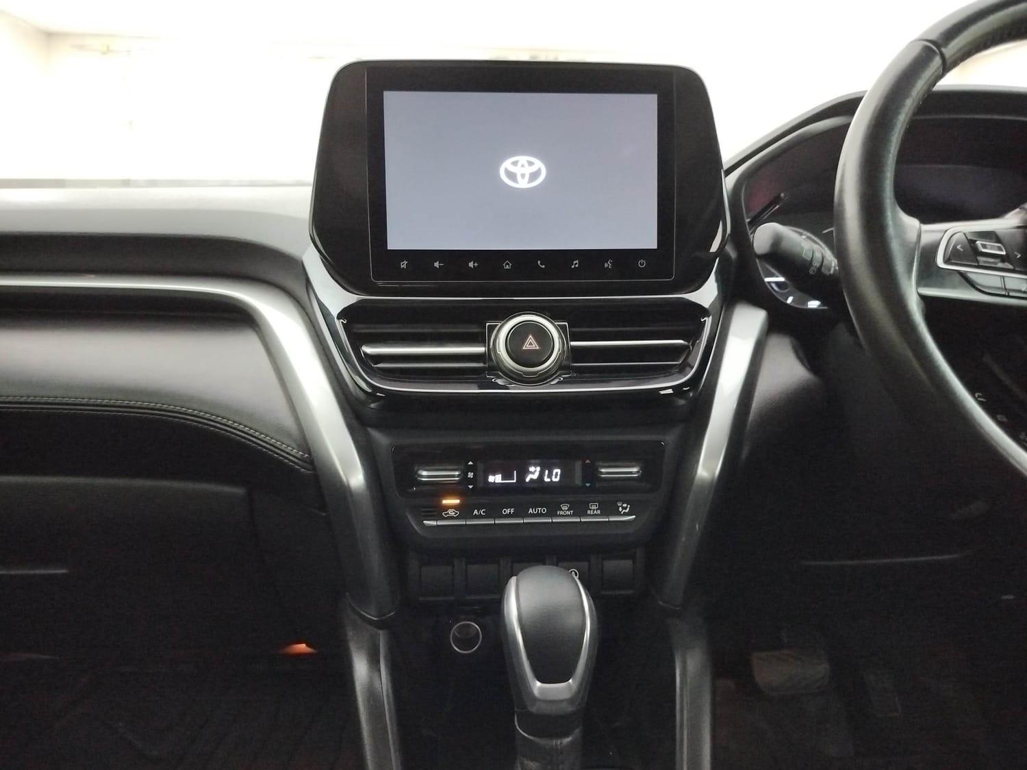 यूज़्ड 2023 टोयोटा अर्बन क्रूजर हैयडर, Coimbatore 12 यूज़्ड 2023 टोयोटा अर्बन क्रूजर हैयडर, Coimbatore 12