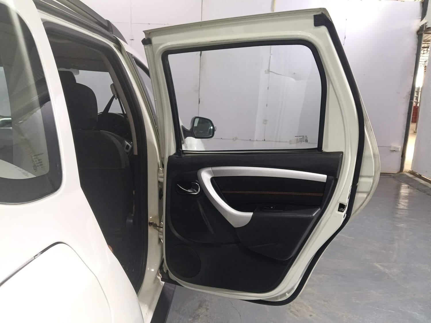 यूज़्ड 2015 रेनो डस्टर, Kochi Ernakulam 19 यूज़्ड 2015 रेनो डस्टर, Kochi Ernakulam 19