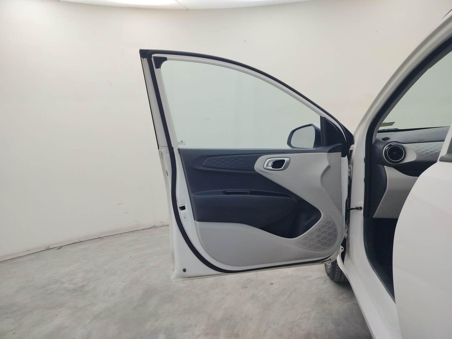 यूज़्ड 2023 ह्युंडई ग्रैंड आई10 निओस, Coimbatore 20 यूज़्ड 2023 ह्युंडई ग्रैंड आई10 निओस, Coimbatore 20