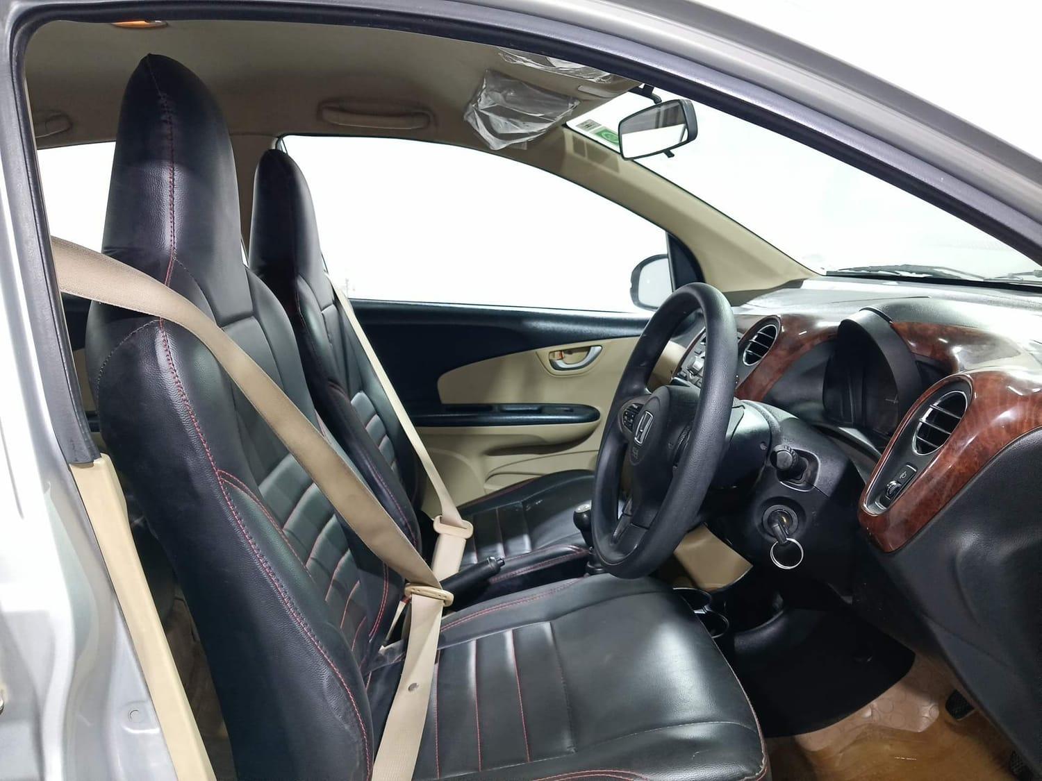 यूज़्ड 2015 होंडा अमेज़, Kochi Ernakulam 16 यूज़्ड 2015 होंडा अमेज़, Kochi Ernakulam 16