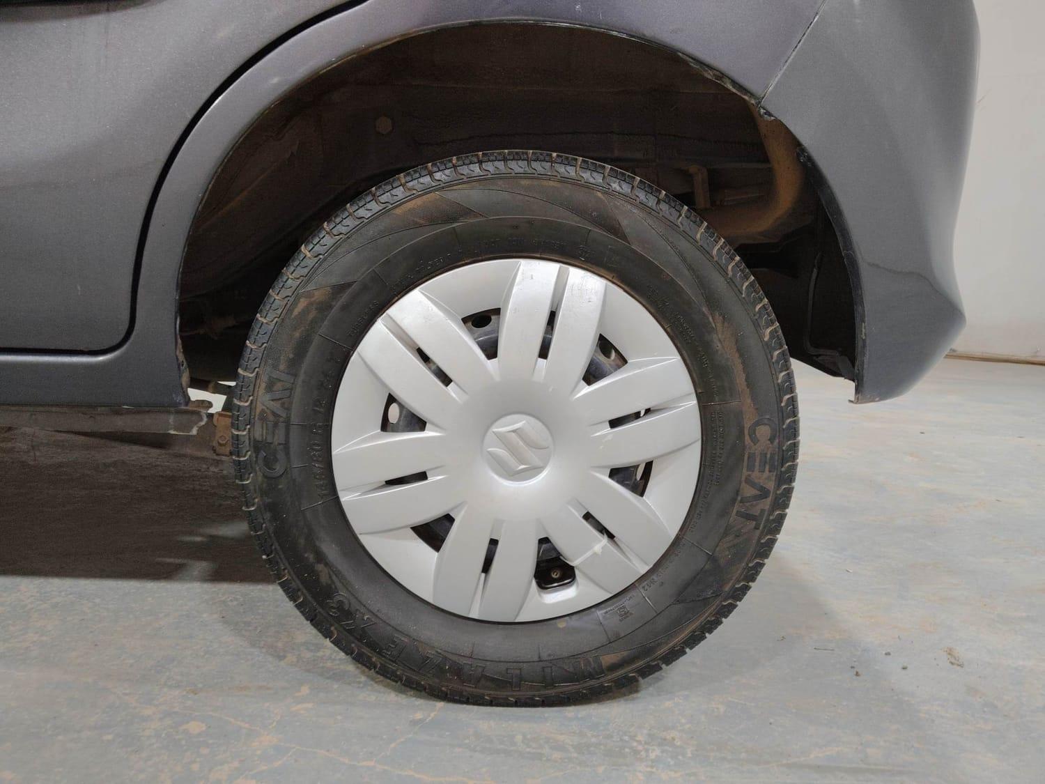 यूज़्ड 2013 मारुति सुजुकी अल्टो 800, Kochi Ernakulam 34 यूज़्ड 2013 मारुति सुजुकी अल्टो 800, Kochi Ernakulam 34