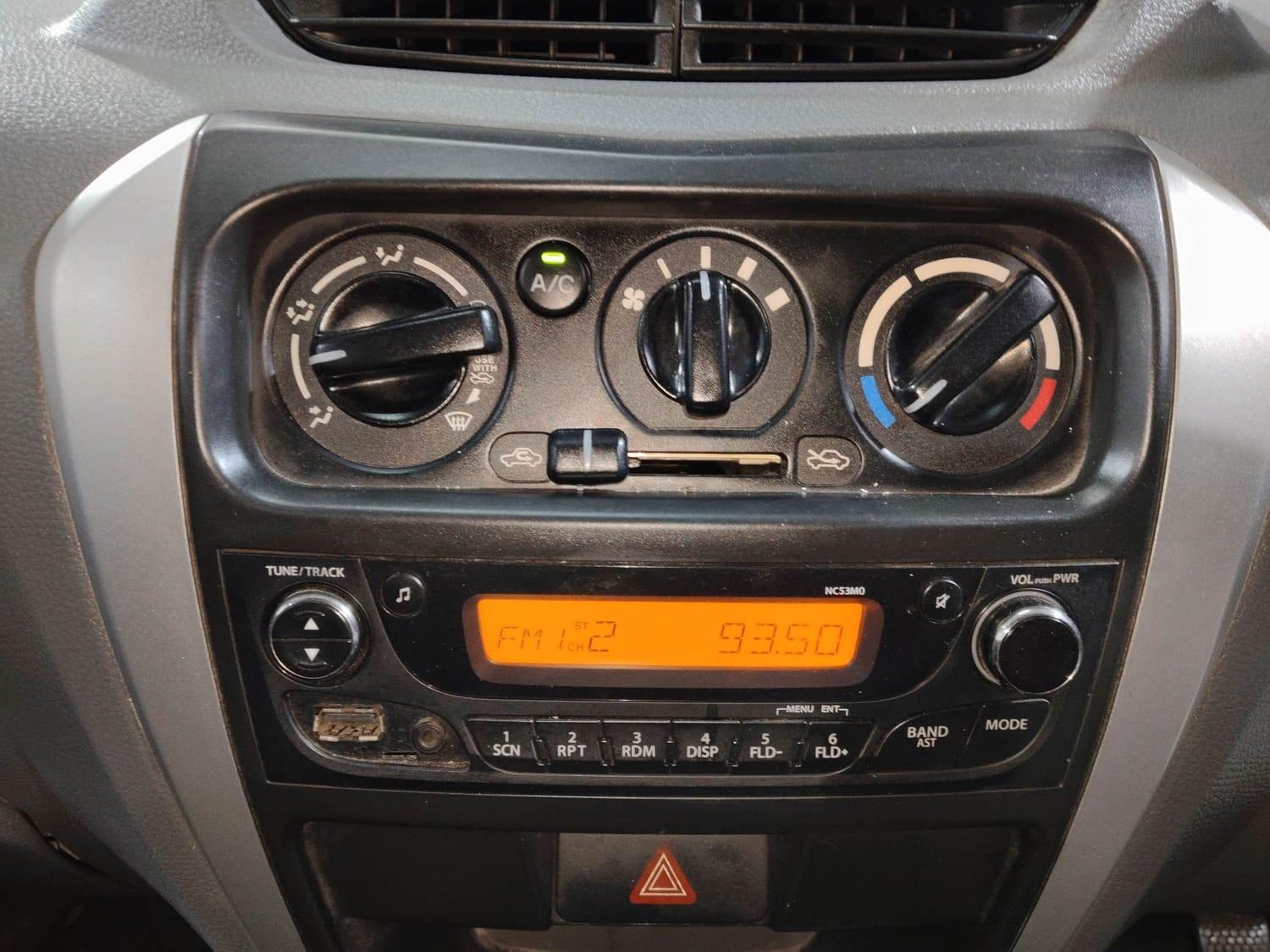 यूज़्ड 2014 मारुति सुजुकी अल्टो 800, Kochi Ernakulam 12 यूज़्ड 2014 मारुति सुजुकी अल्टो 800, Kochi Ernakulam 12