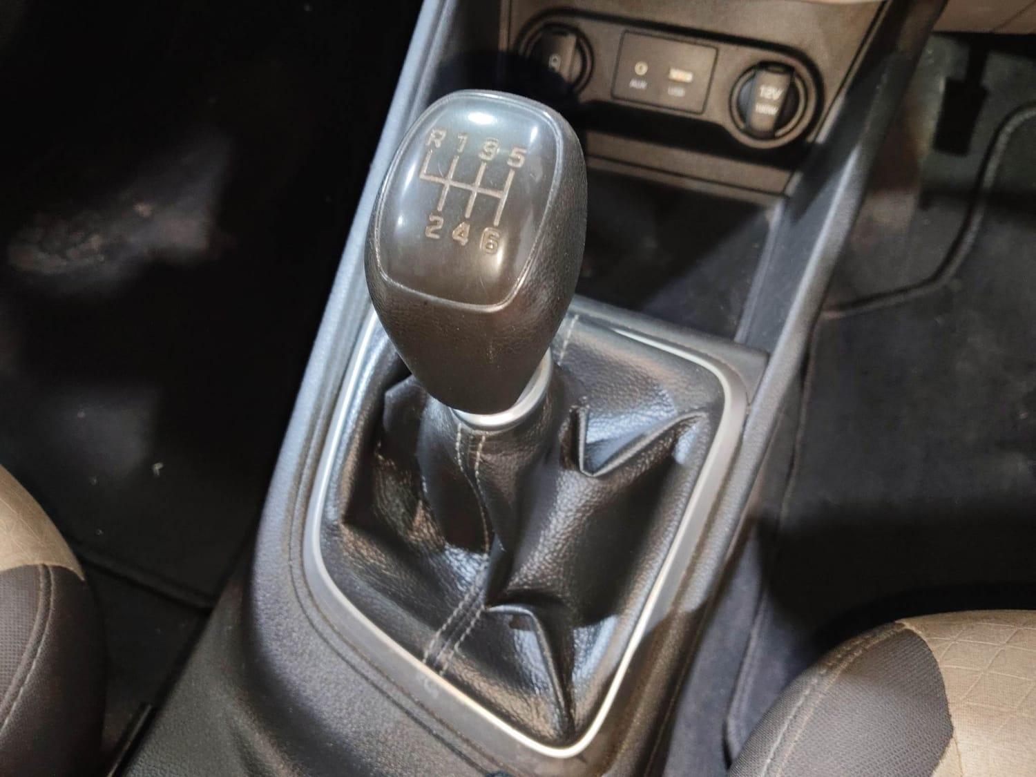 यूज़्ड 2019 ह्युंडई वरना, Kochi Ernakulam 15 यूज़्ड 2019 ह्युंडई वरना, Kochi Ernakulam 15