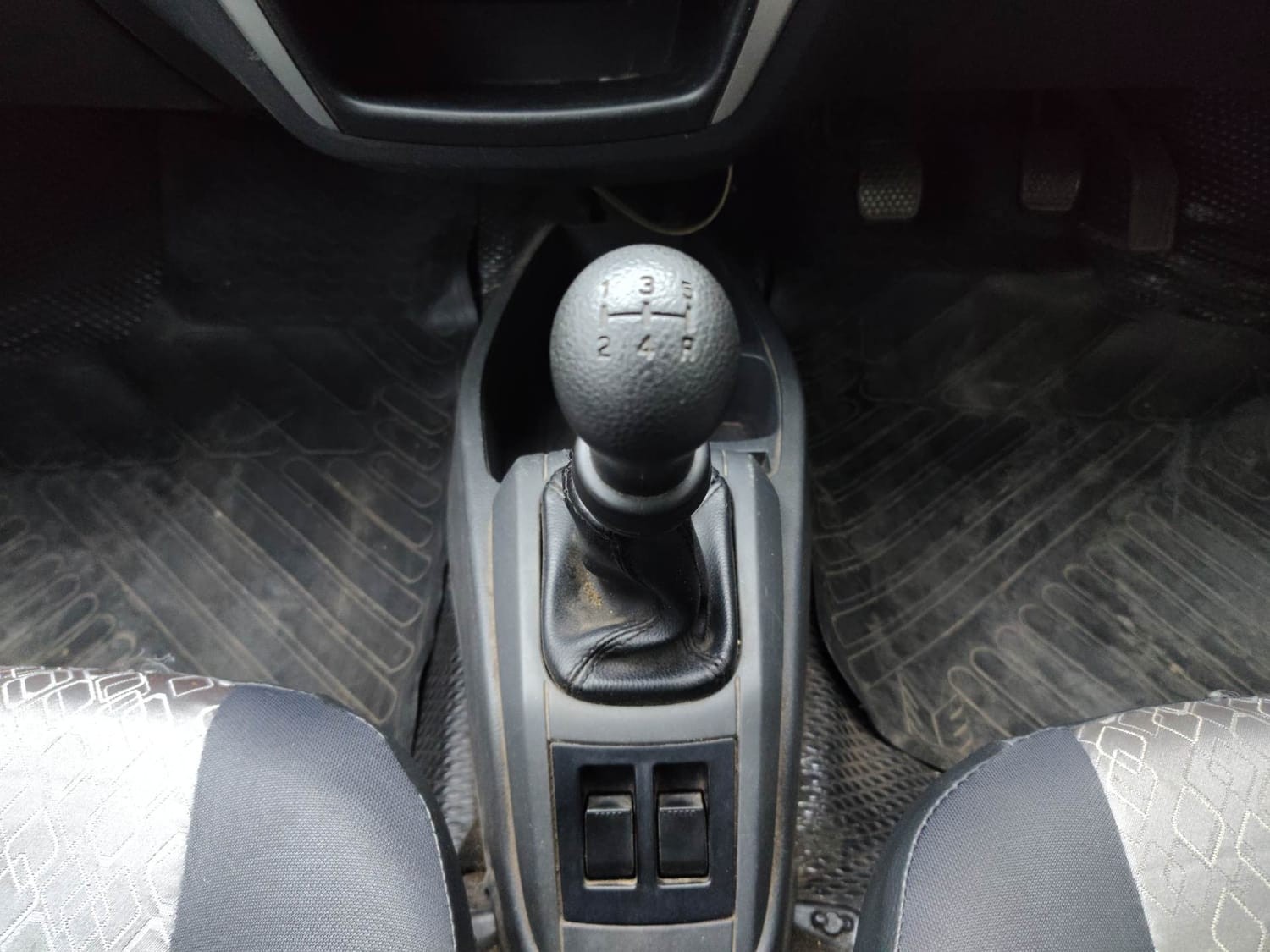 Alto 800 image 16 Alto 800 image 16