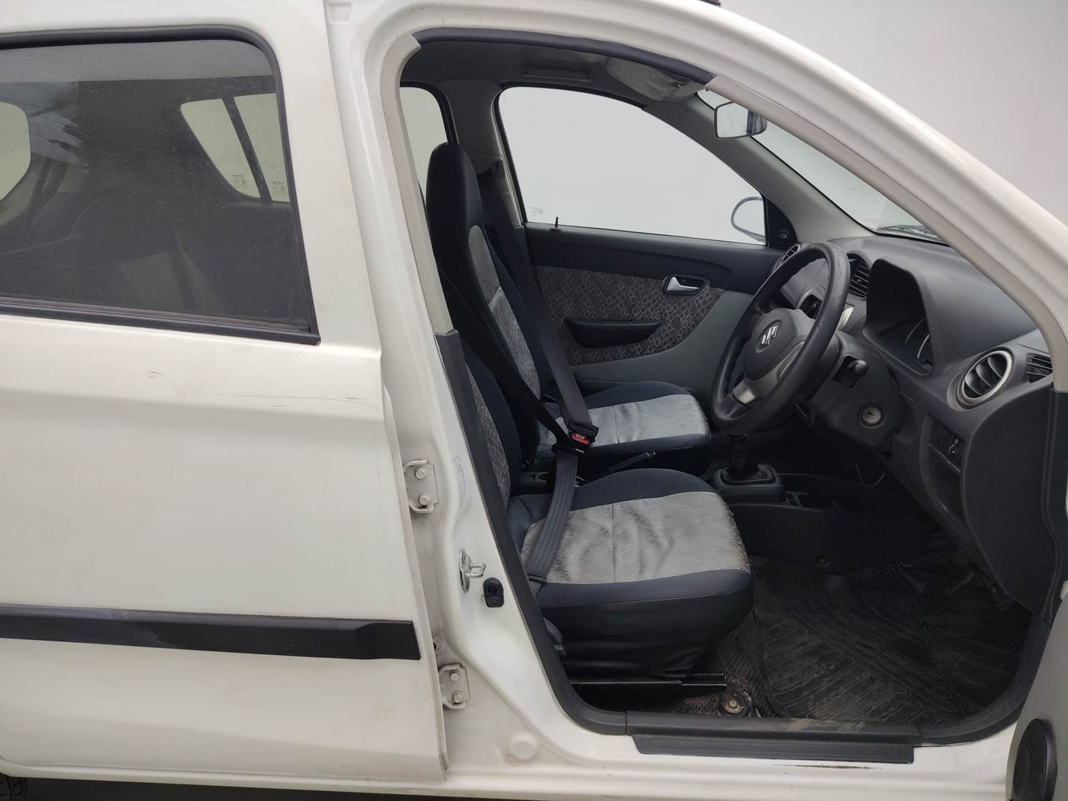 Alto 800 image 17 Alto 800 image 17