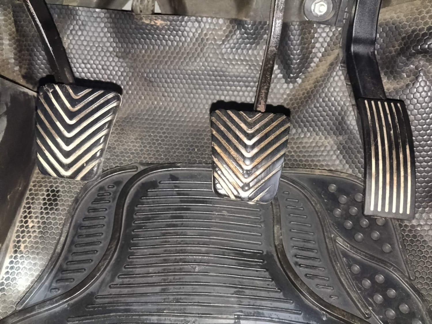 यूज़्ड 2013 ह्युंडई फ्लयूडिक वरना, Kochi Ernakulam 25 यूज़्ड 2013 ह्युंडई फ्लयूडिक वरना, Kochi Ernakulam 25