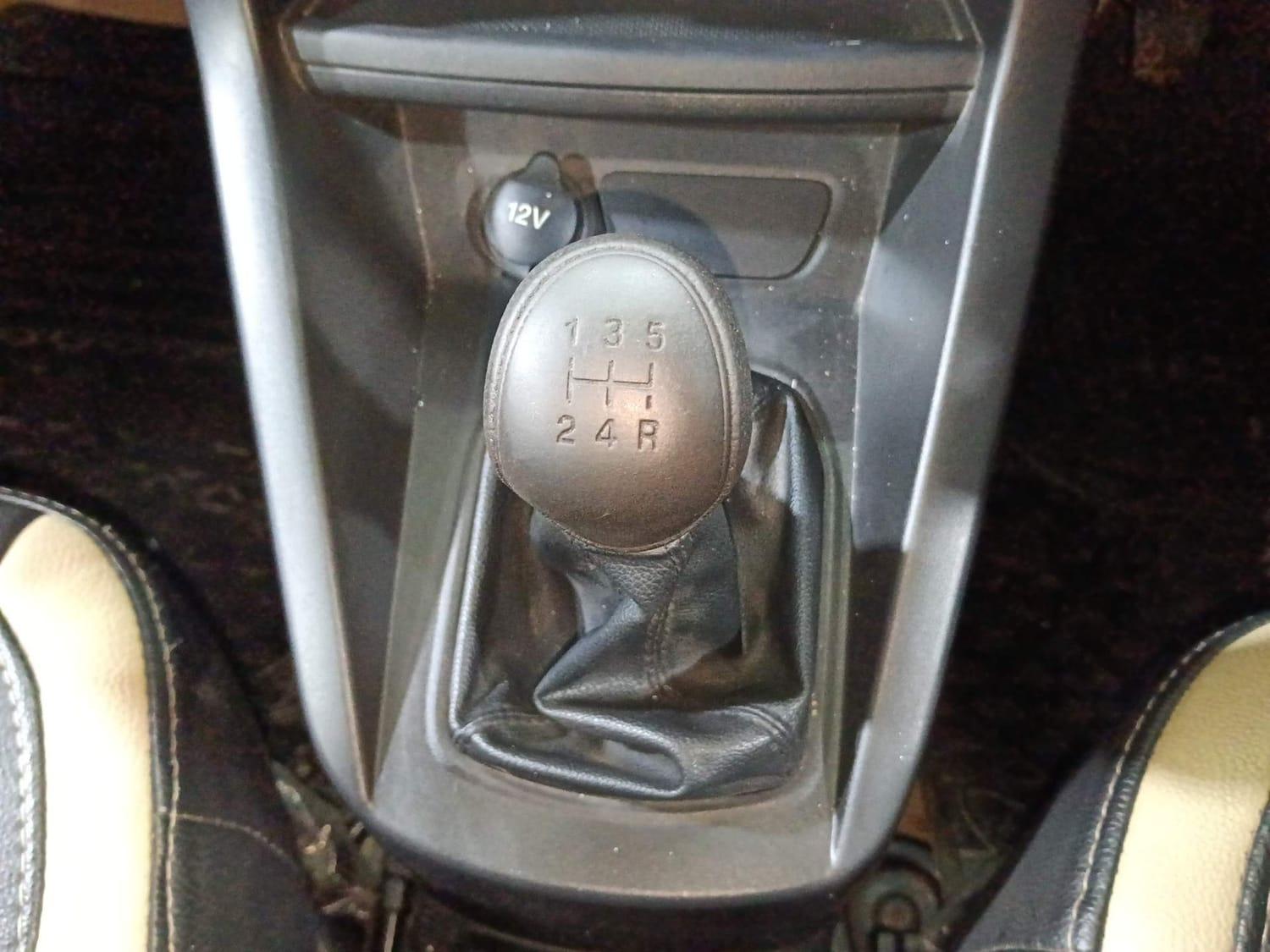 यूज़्ड 2016 फोर्ड फीगो, Kochi Ernakulam 15 यूज़्ड 2016 फोर्ड फीगो, Kochi Ernakulam 15