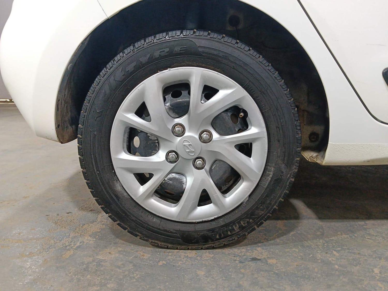 यूज़्ड 2019 ह्युंडई ग्रैंड आई10, Kochi Ernakulam 32 यूज़्ड 2019 ह्युंडई ग्रैंड आई10, Kochi Ernakulam 32