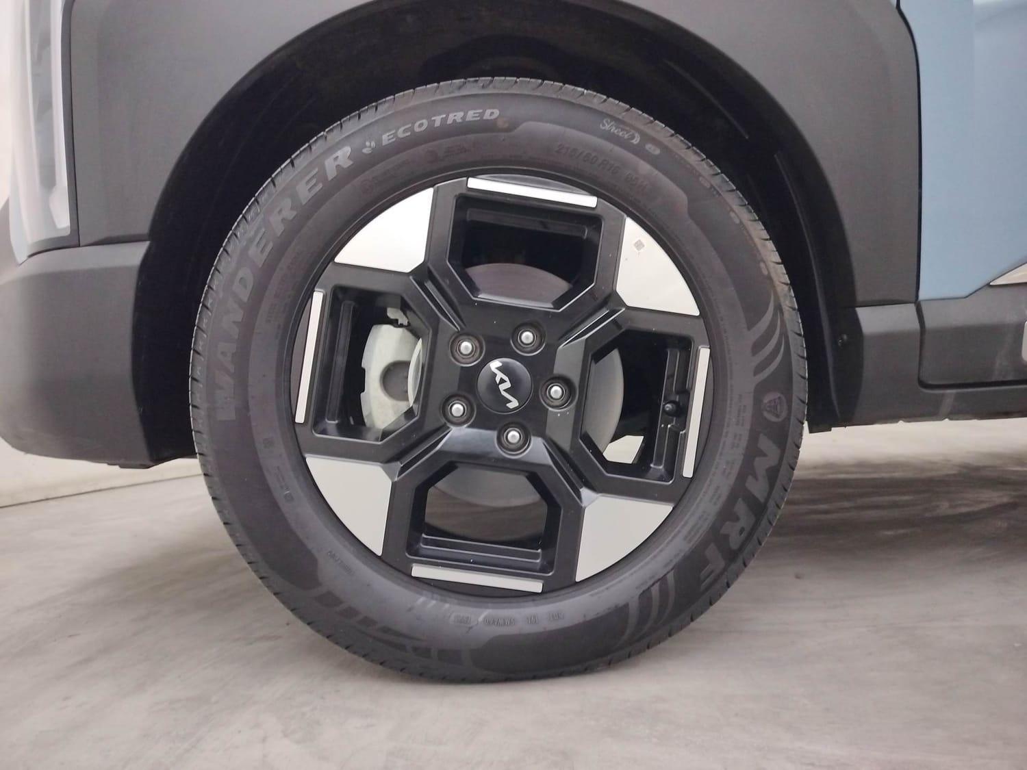 यूज़्ड 2025 किया सिरोस, Coimbatore 33 यूज़्ड 2025 किया सिरोस, Coimbatore 33