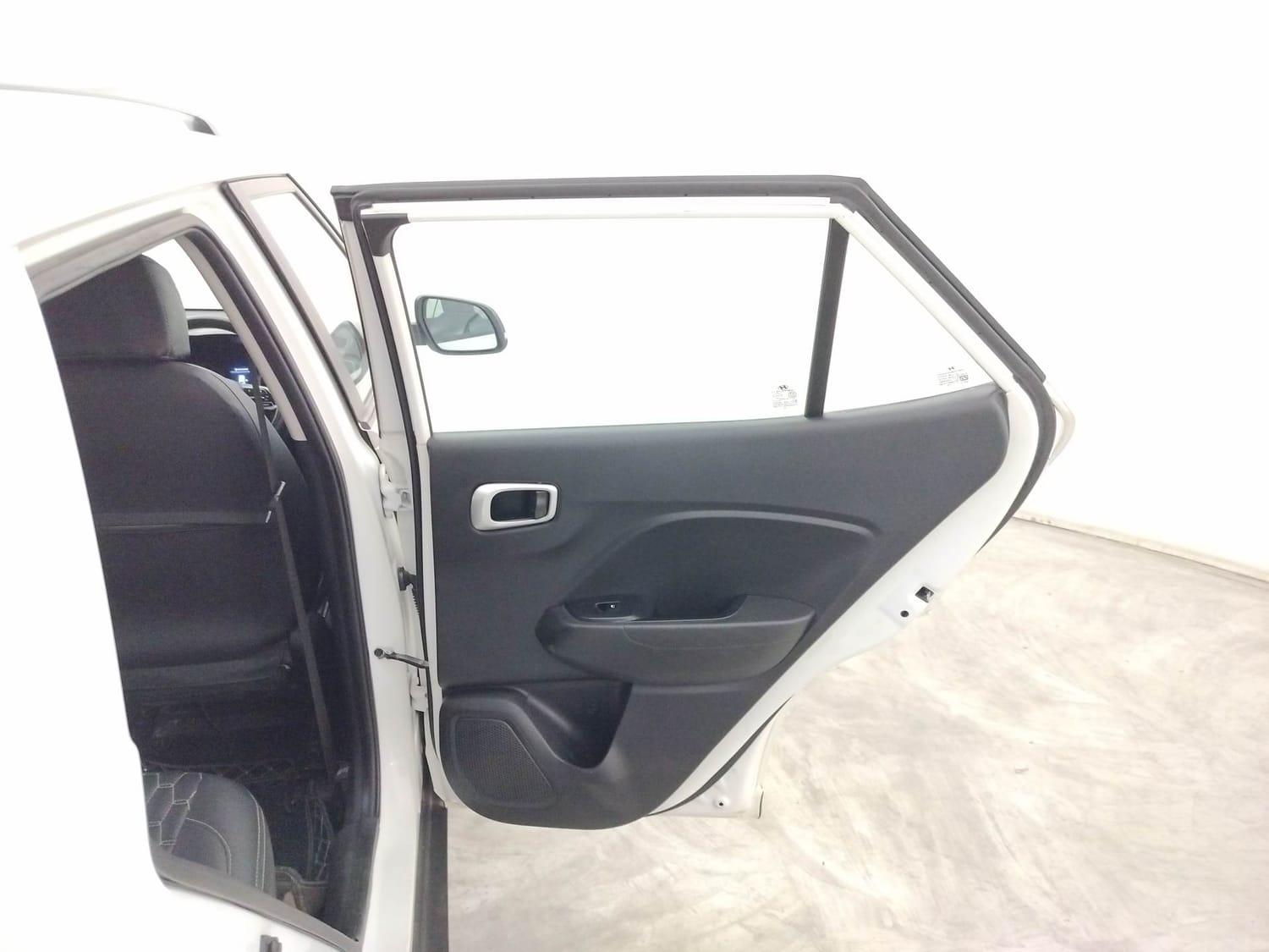 यूज़्ड 2022 ह्युंडई वेन्यू, Coimbatore 19 यूज़्ड 2022 ह्युंडई वेन्यू, Coimbatore 19