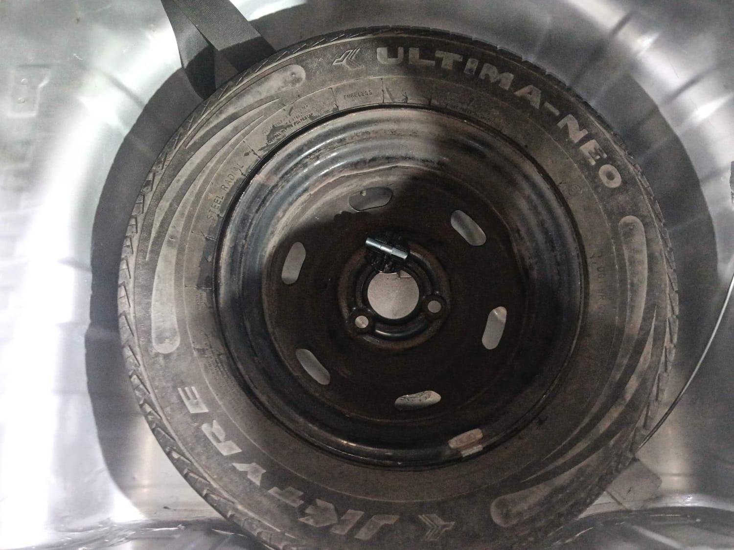 यूज़्ड 2016 रेनो क्विड, Kochi Ernakulam 39 यूज़्ड 2016 रेनो क्विड, Kochi Ernakulam 39