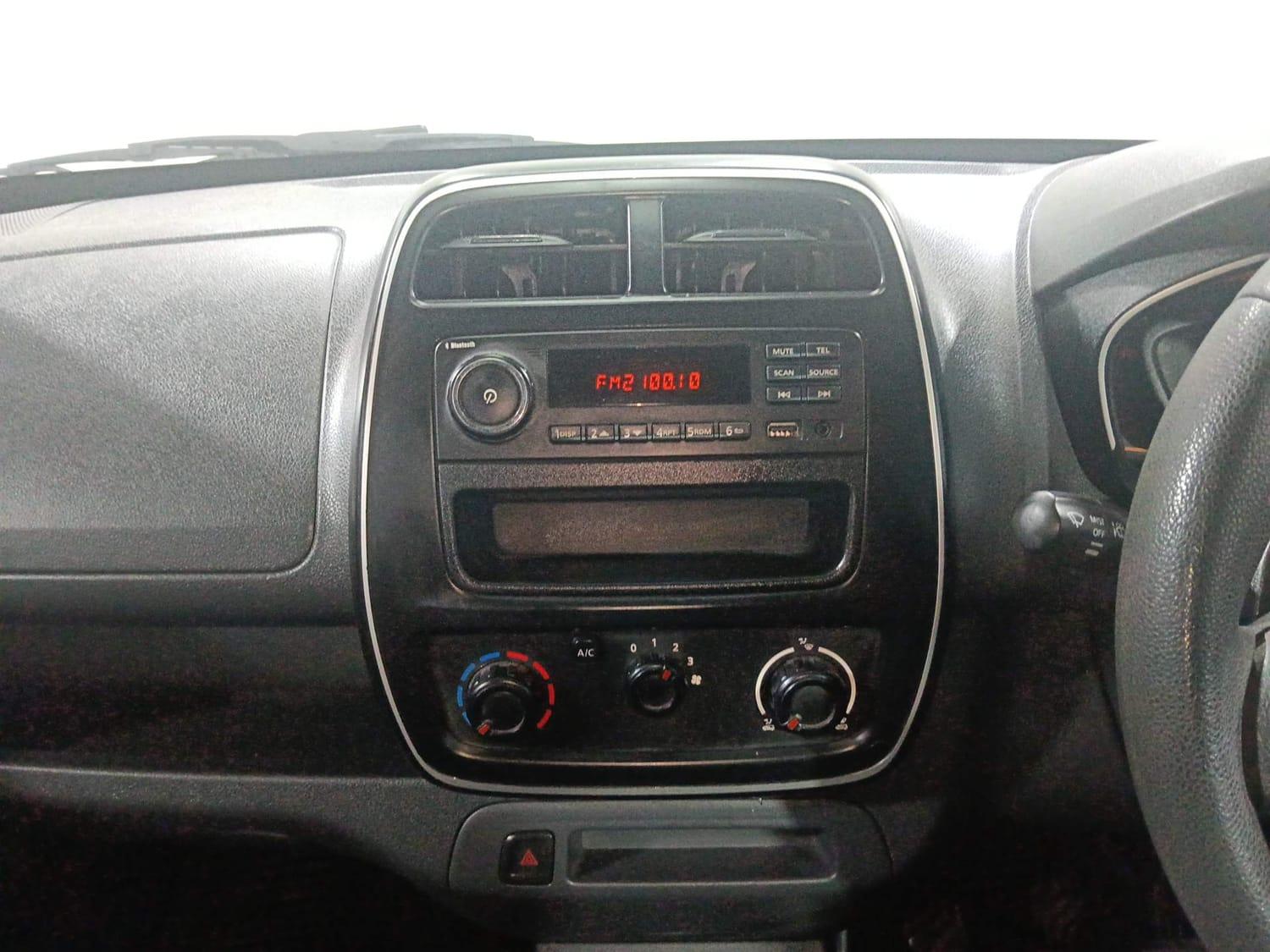 यूज़्ड 2016 रेनो क्विड, Kochi Ernakulam 12 यूज़्ड 2016 रेनो क्विड, Kochi Ernakulam 12