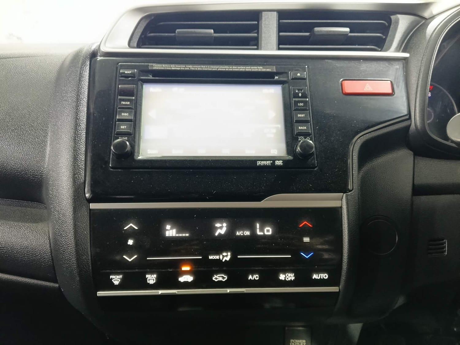 यूज़्ड 2015 होंडा जैज़, Kochi Ernakulam 12 यूज़्ड 2015 होंडा जैज़, Kochi Ernakulam 12