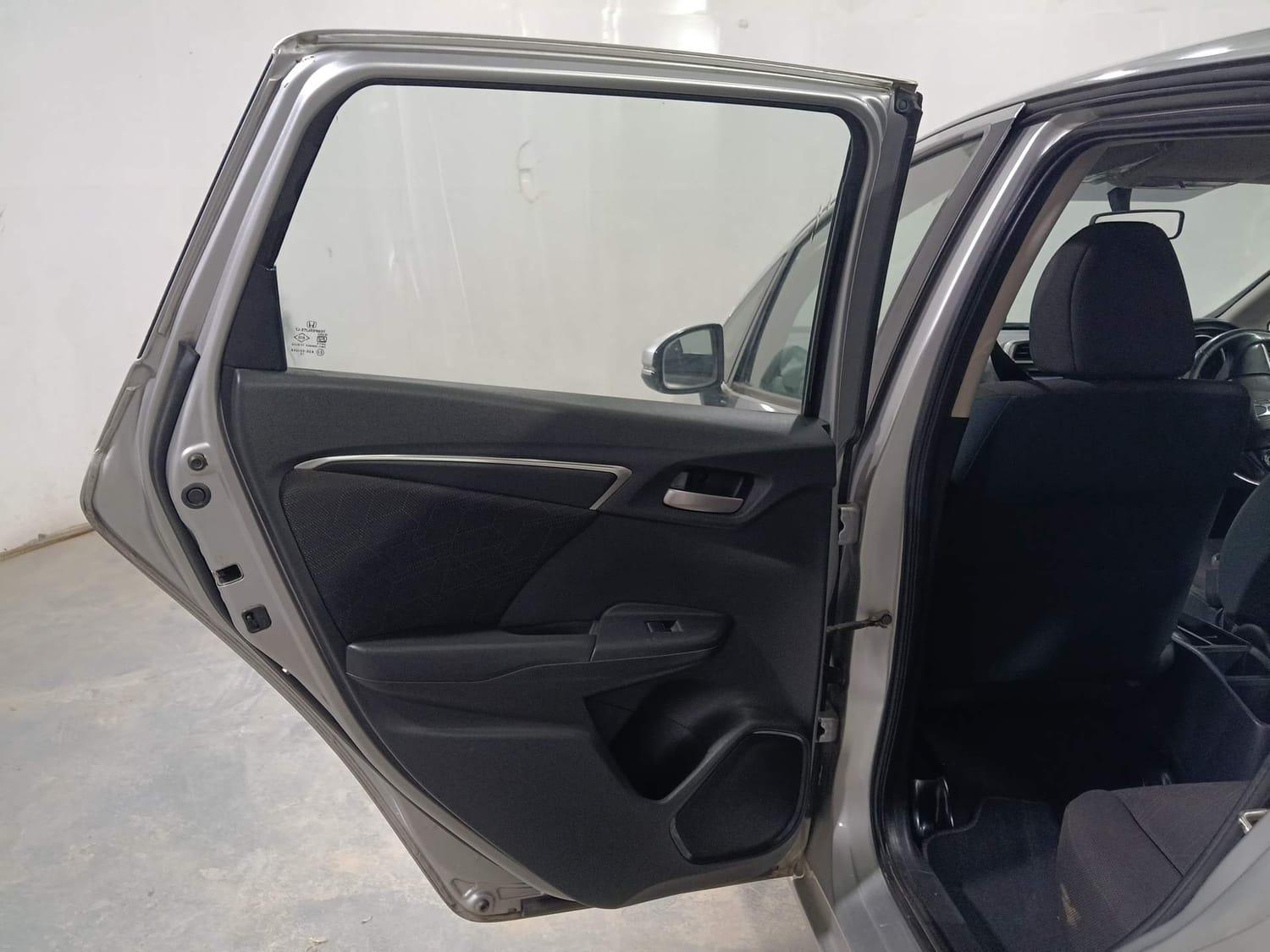 यूज़्ड 2015 होंडा जैज़, Kochi Ernakulam 21 यूज़्ड 2015 होंडा जैज़, Kochi Ernakulam 21