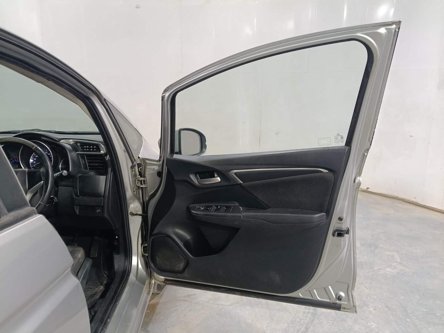 यूज़्ड 2015 होंडा जैज़, Kochi Ernakulam 18 यूज़्ड 2015 होंडा जैज़, Kochi Ernakulam 18